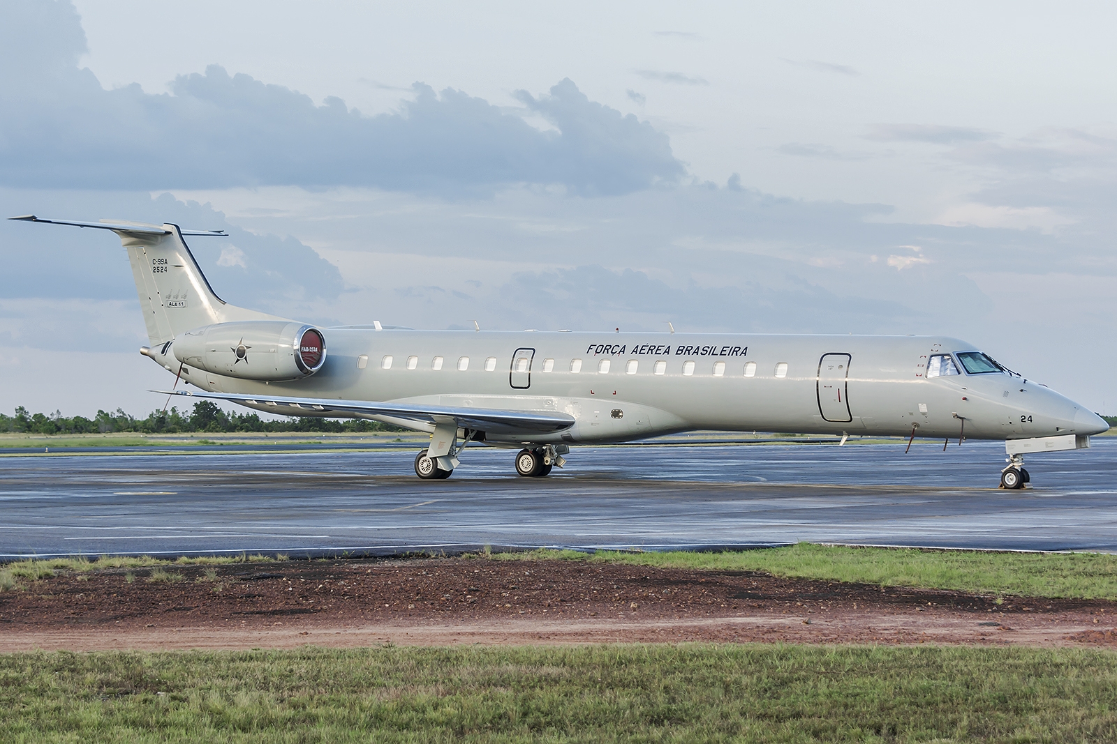 FAB 2524 - Embraer C-99A